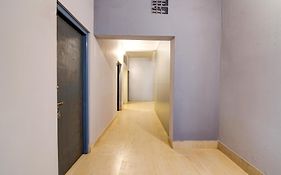 Super Hotel O Neatflix &chill Khandagiri 3* India